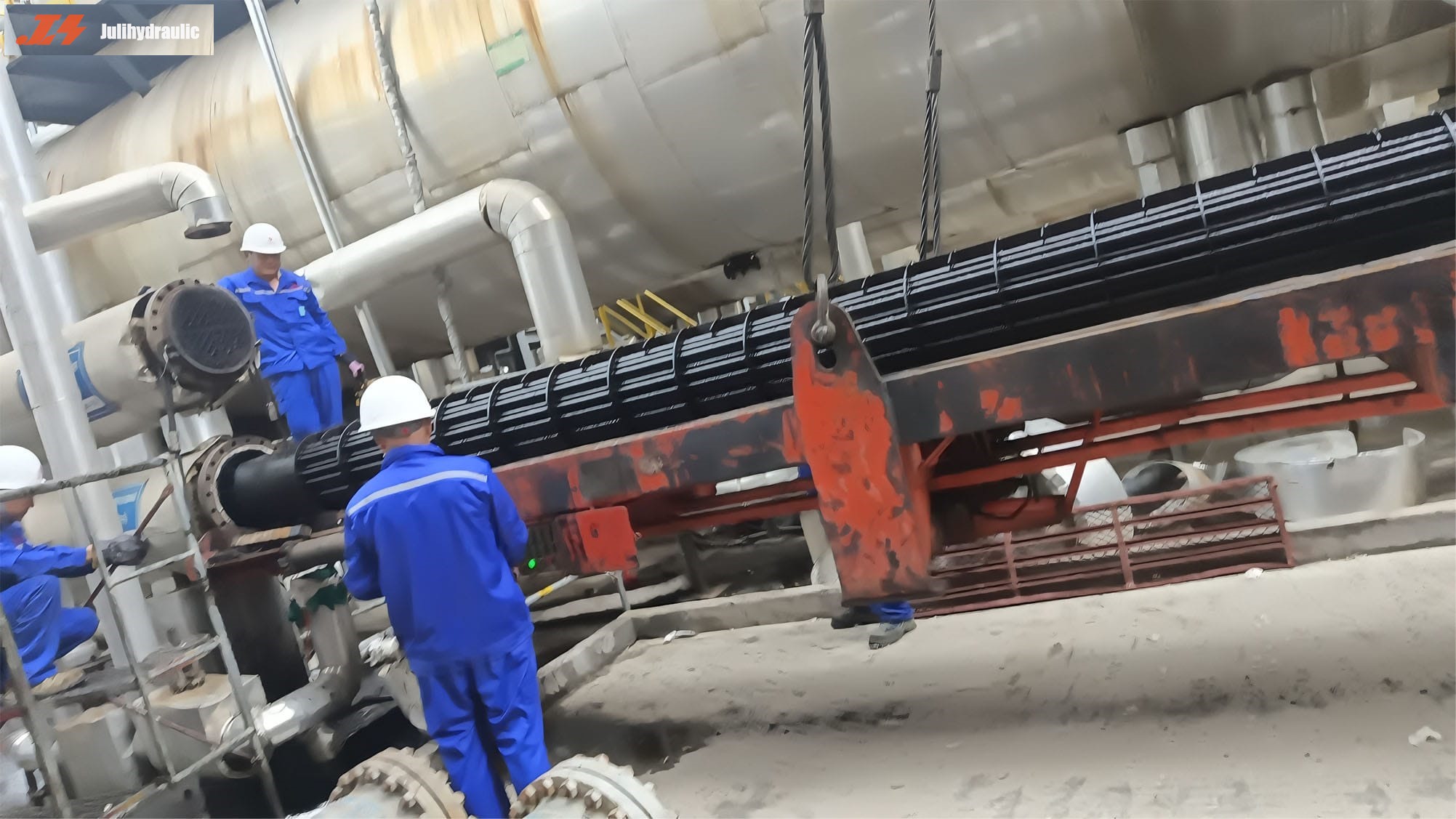 Bundle extractor application